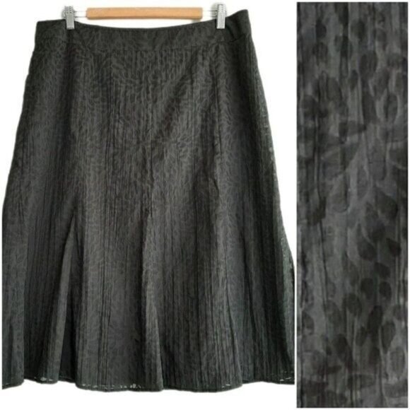 LAURA Floral Tonal Pattern A-line Skirt Black Sz 14 - Picture 1 of 8